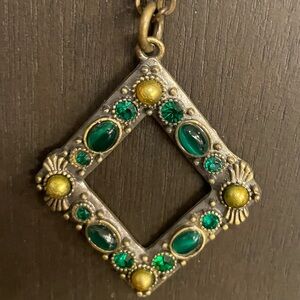 Vintage Green and Gold Pendant Necklace